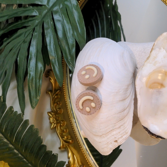 🍑Friendly Emoji Smiley Face Earrings One Size - Picture 7 of 10